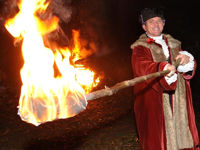 Cuckfield Bonfire Night 2010. The mayor lights the bonfire