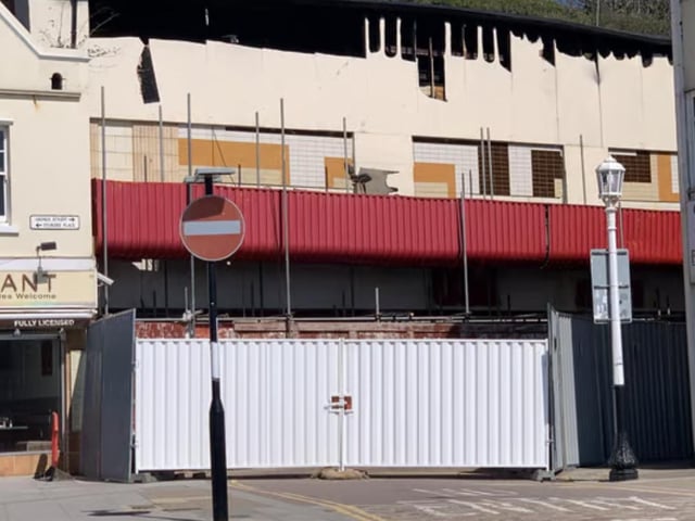 Many people who grew up here would have had their first taste of local night-life at this building. Situated at the end of George Street, above the amusement arcade, it had many different names over the years but is most famously remembered as Saturday's, which was the town's premium night club for years. The building was earmarked for new flats, but following an arson attack was completely demolished.