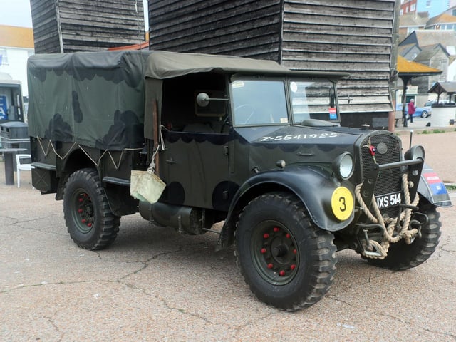 Hastings Week 2025: Sprat & Winkle Run. Pic by Roberts Photographic.