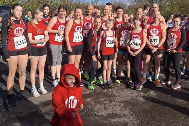 An HY sea of red at Beckley | Picture via HY Runners