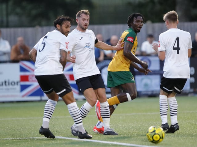 Horsham v Chichester City