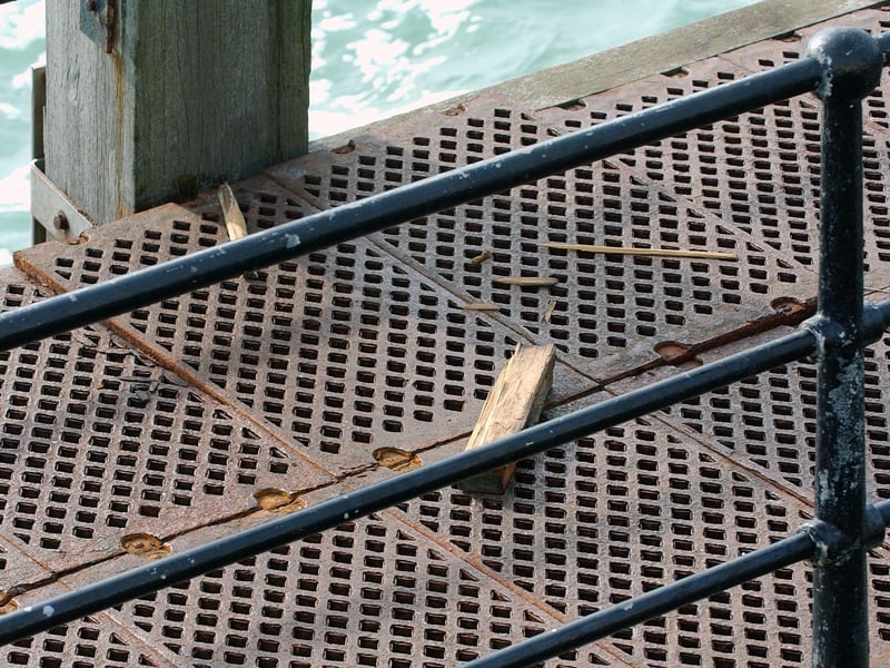 Damage to Worthing Pier as the Waverley tried to dock in September 2008