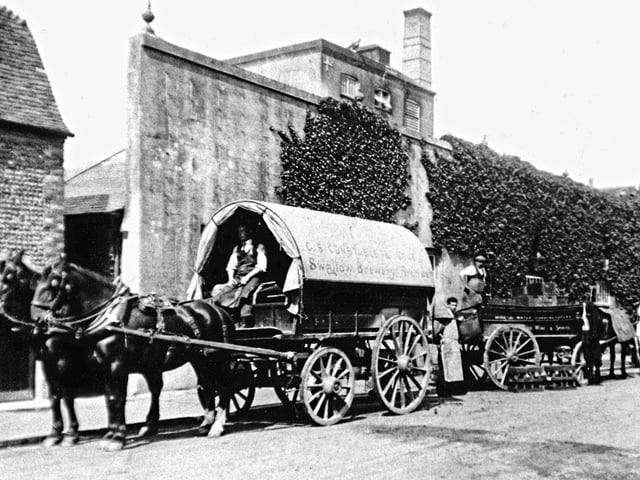 Constables Swallow Brewery in Queen Street at the end of the 1800s