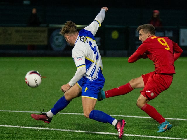 Newhaven take on Haywards Heath Town in the SCFL premier division