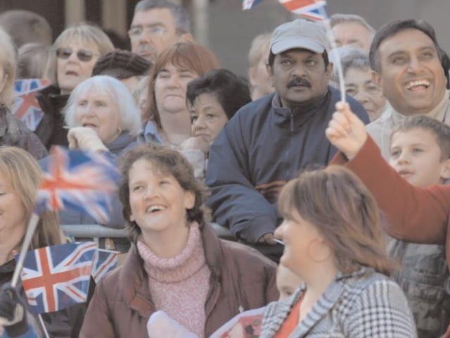 The crowds flocked to Queens Square in 2006