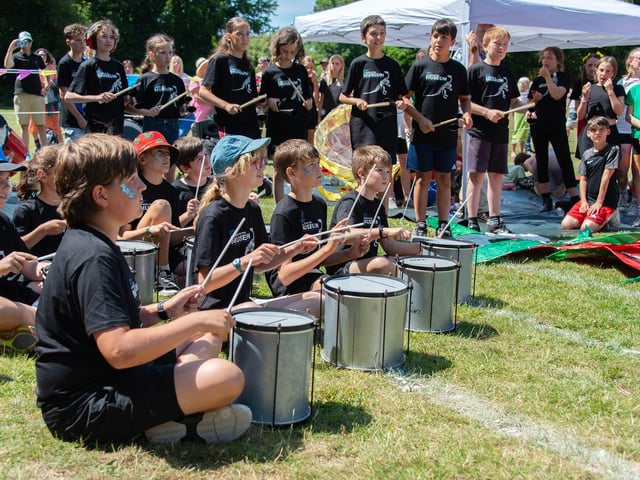 Drumming in the Paddock. Edward Reeves Photography, Lewes