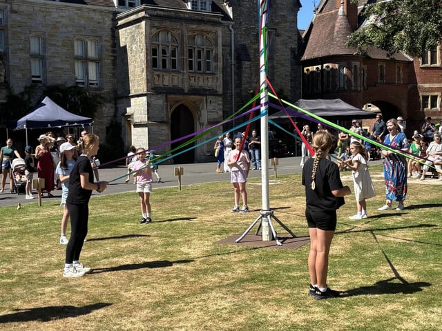Maypole