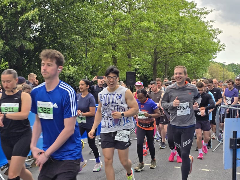 Run Gatwick 2026 half marathon and 5k