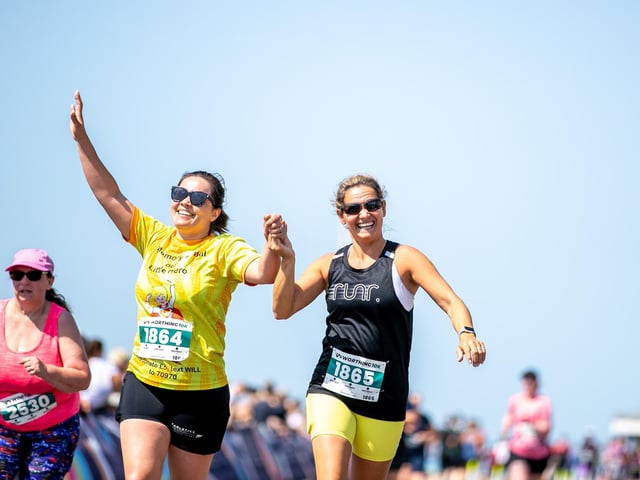 Images from a sun-baked Worthing 10k