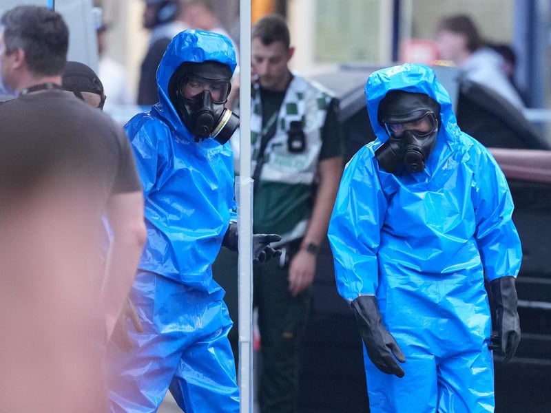 Two men have been arrested following a drug search conducted by the Metropolitan Police at an address in East Sussex.