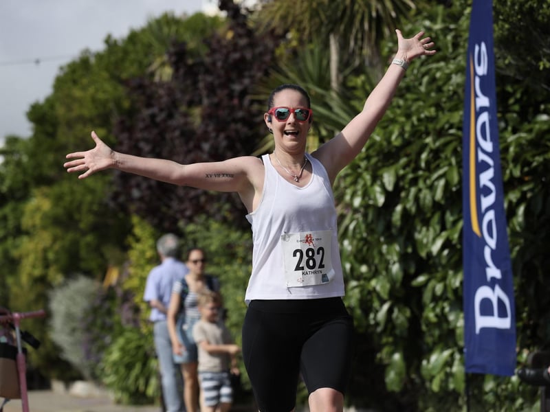 The start, finish, action and podium photos from the 2024 Eastbourne 10k