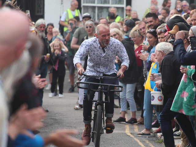 Hastings Old Town Carnival Week 2023: Bike Race. Photo by Roberts Photographic.