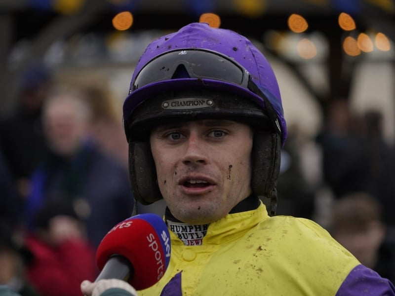 National Spirit Hurdle race day 2025 at Fontwell Park