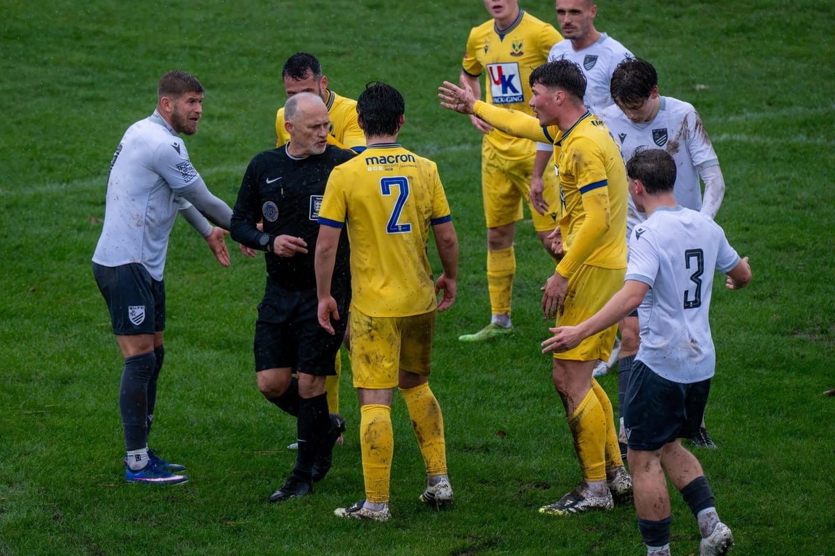 Bexhill United and Lancing draw in stormy conditions
