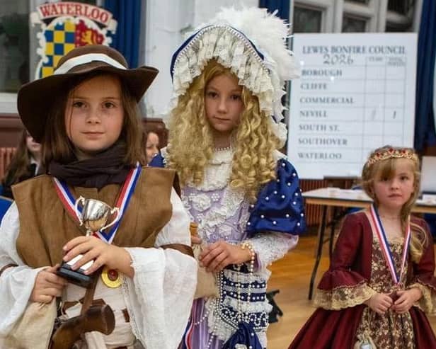 Bonfire costume competition, Lewes