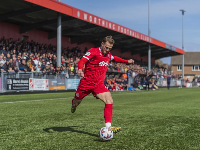 Worthing v Dagenham and Redbridge, National South