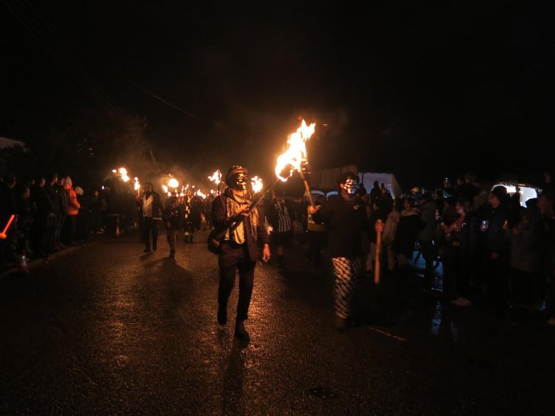 Ewhurst & Staplecross Bonfire 2023. Photo by Andrew Clifton.