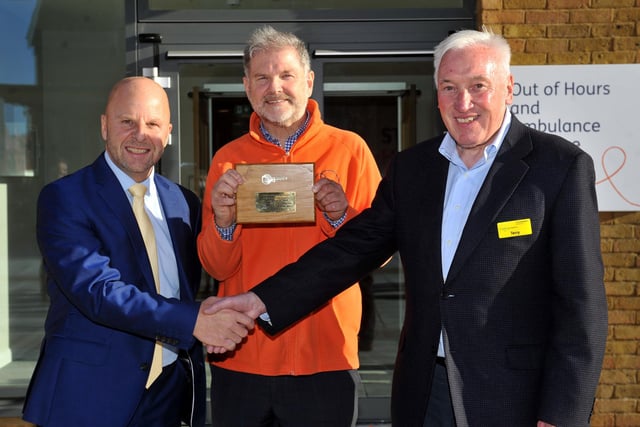 Mark Hart, of Barnes Construction, Giles Tomsett and Terry O’Leary of St Catherine’s Hospice. St Catherine’s Hospice new £19.5 million building at Pease Pottage. SR23112301 Photo S Robards/Nationalworld