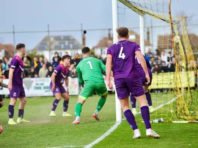 Littlehampton Town v Loughborough Students, FA Vase semi-final, 2022