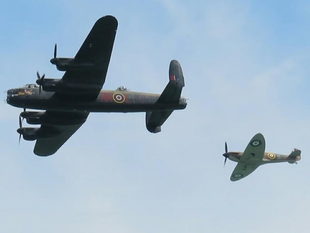 Airbourne 2022 (photo by Julie Vidler)