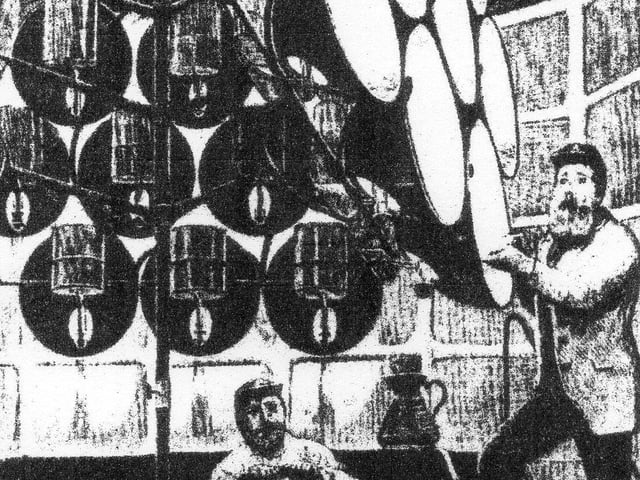 The Argand fountain lamps were combined on a platform which revolved every two minutes, throwing out a light of 22,000 candle power that could be seen 23 miles out to sea.