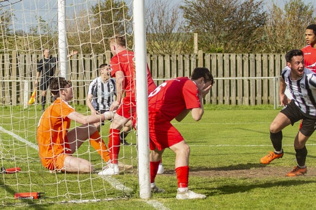 Action from Peacehaven and Telscombe v Crawley Down Gatwick