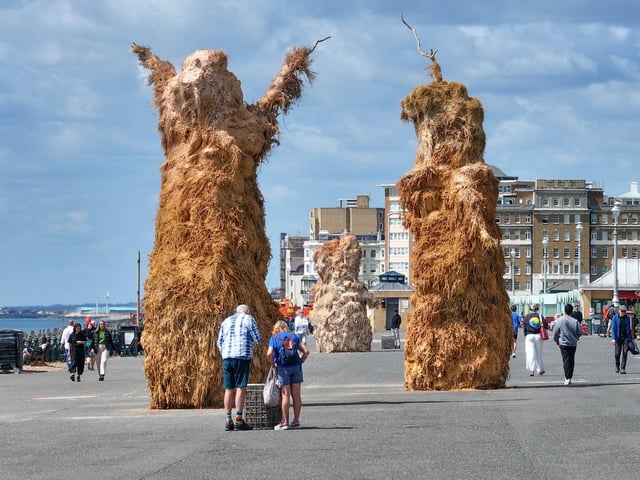 Soft Machines is a new public artwork by Ivan Morison on Hove seafront