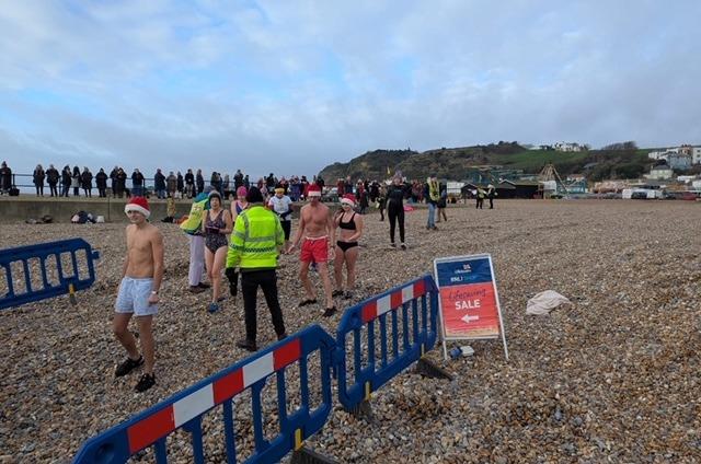 Hastings RNLI December Dip