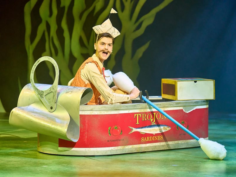 Chichester Festival Youth Theatre at Christmas