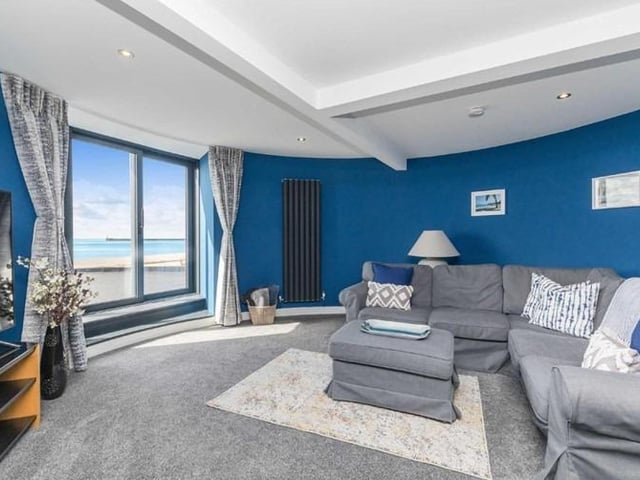 The open plan kitchen, lounge and dining room arrangement is ideal for modern social living, measuring 38 x 27 feet and capitalising on the stunning direct coastal views. There is a delightful and cosy circular lounge which incorporates part of the imposing turret.