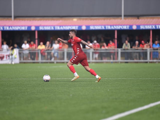 Images from Worthing v Eastbourne Borough in National South