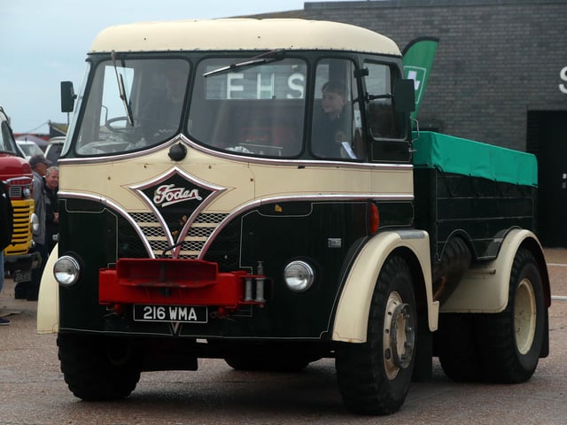 Hastings Week 2025: Sprat & Winkle Run. Pic by Roberts Photographic.
