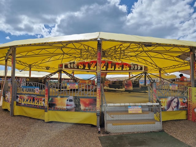 We tried out a family weekend break at Seal Bay Resort in Selsey. We stayed in a platinum caravan and experienced a host of activities and entertainment across the seaside West Sussex site.