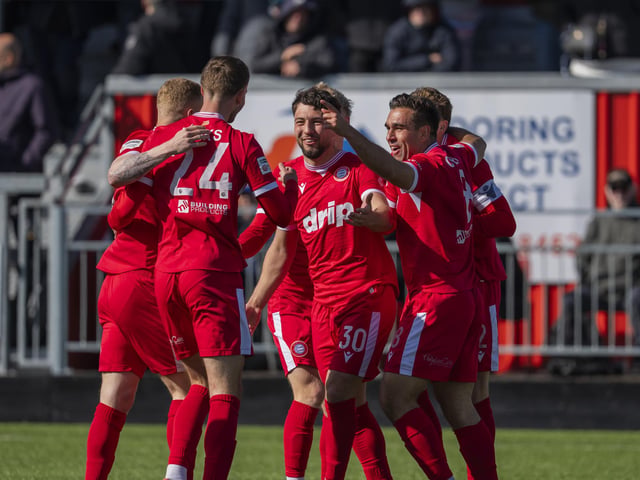 Worthing v Dagenham and Redbridge, National South