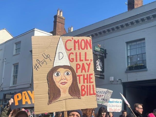 School strikes in Sussex: Hundreds of protesters arrive to take part in Sussex teacher protest - in 23 pictures
