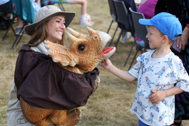 Petworth Fete in the Park. Joshua Dowle  and Becky Farran (Ranger Beans). Photo by Derek Martin Photography and Art.
