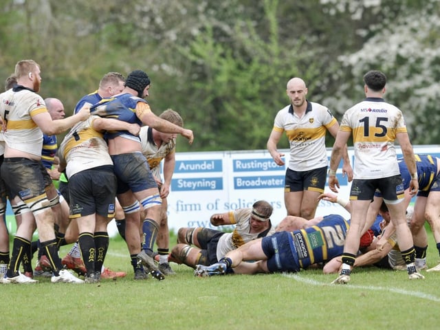 Worthing Raiders take on Esher at Roundstone Lane