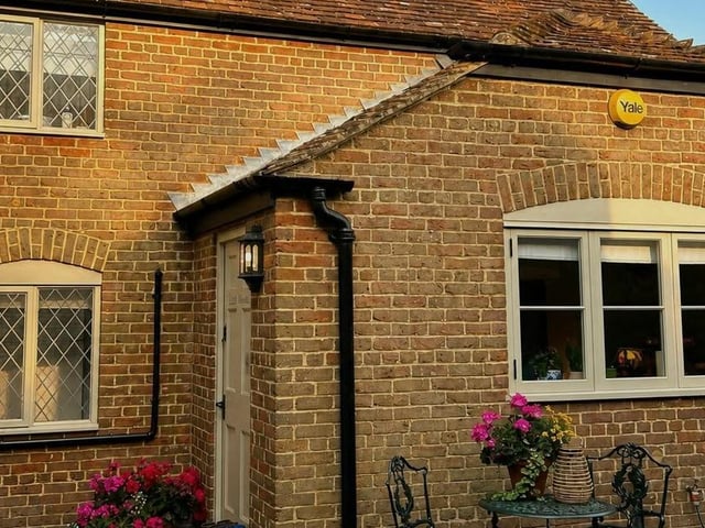 A young entrepreneur has transformed the annexe of her parents’ 1600s cottage into a new holiday let, with hopes of encouraging more young people to discover what West Sussex has to offer.