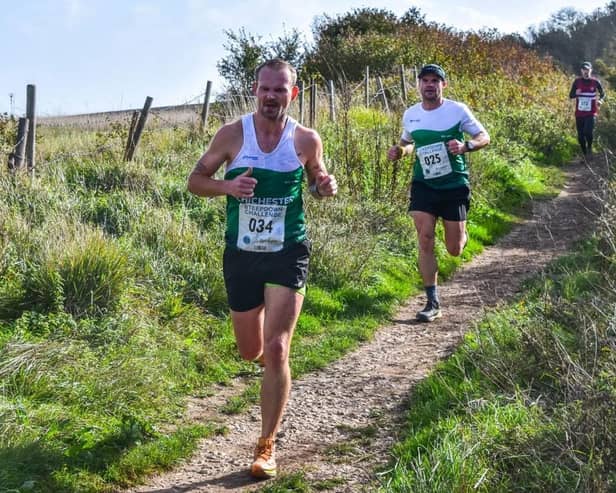 Mikeey Kwoka (034) leading Ali Watrous (025) for Chichester at the Steepdown Challenge