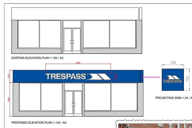 Proposed Trespass sign in West Street, Horsham