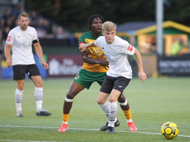Horsham v Chichester City