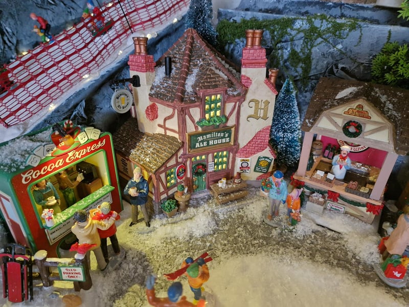 Frosty Falls is a Christmas village created by Wendy Bray from West Sussex