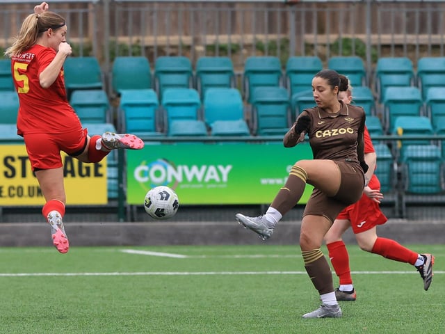 Newhaven Ladies v Brentford Women, London and SE Premier Division