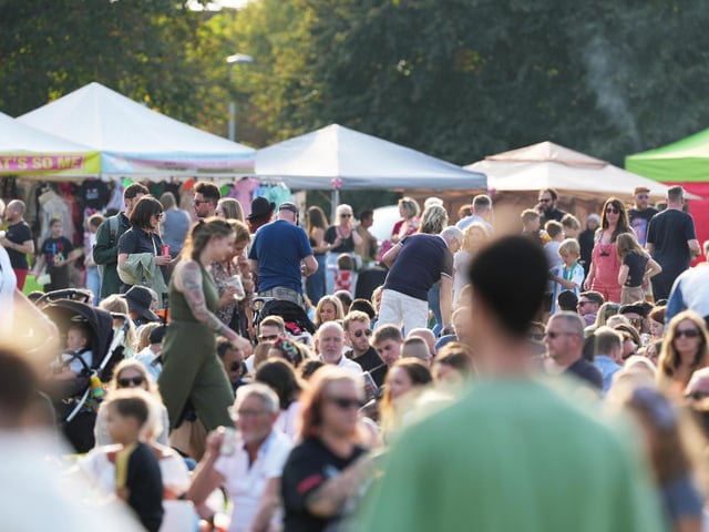 Hundreds enjoy return of free Worthing music festival BroadFest – In Pictures