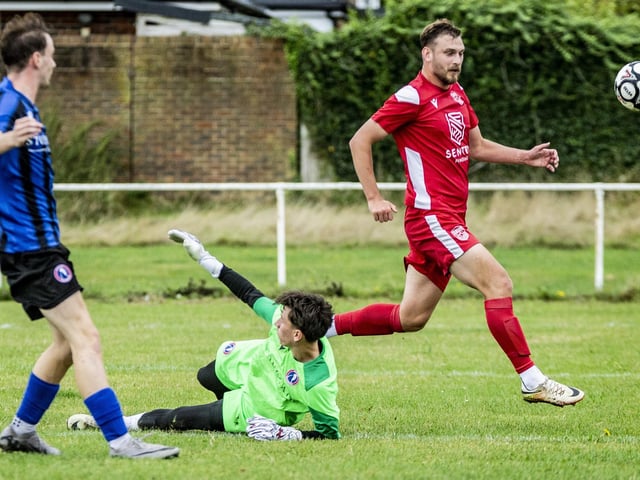 Seaford v Dorking Wanderers B in the SCFL Division 1