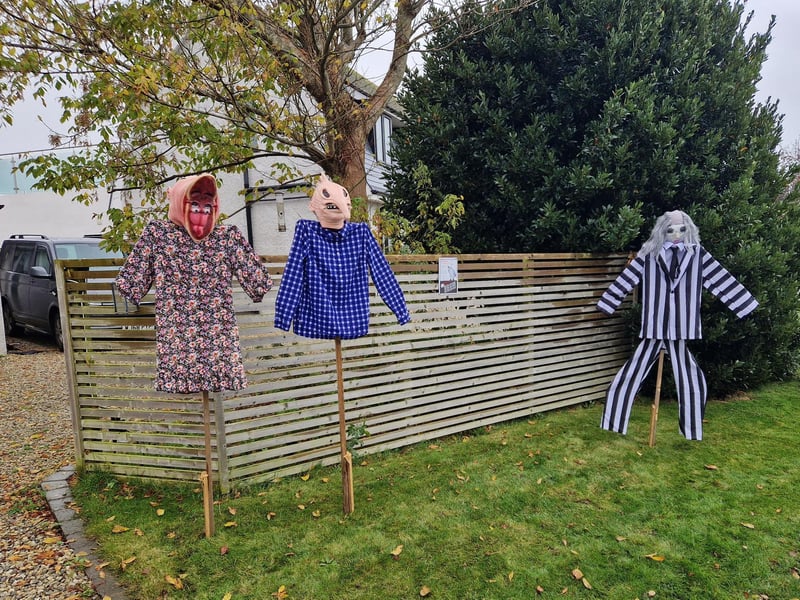 Ferring Scarecrow Festival from October 26 to November 3, 2024, is a feast for the eyes and the senses, with interactive displays and comical scenes to delight and amuse people of all ages. Purchase a map for £1 at The Orange Tree and support the fundraising for The Community Dementia Hive at Beehive Care in Ferring.