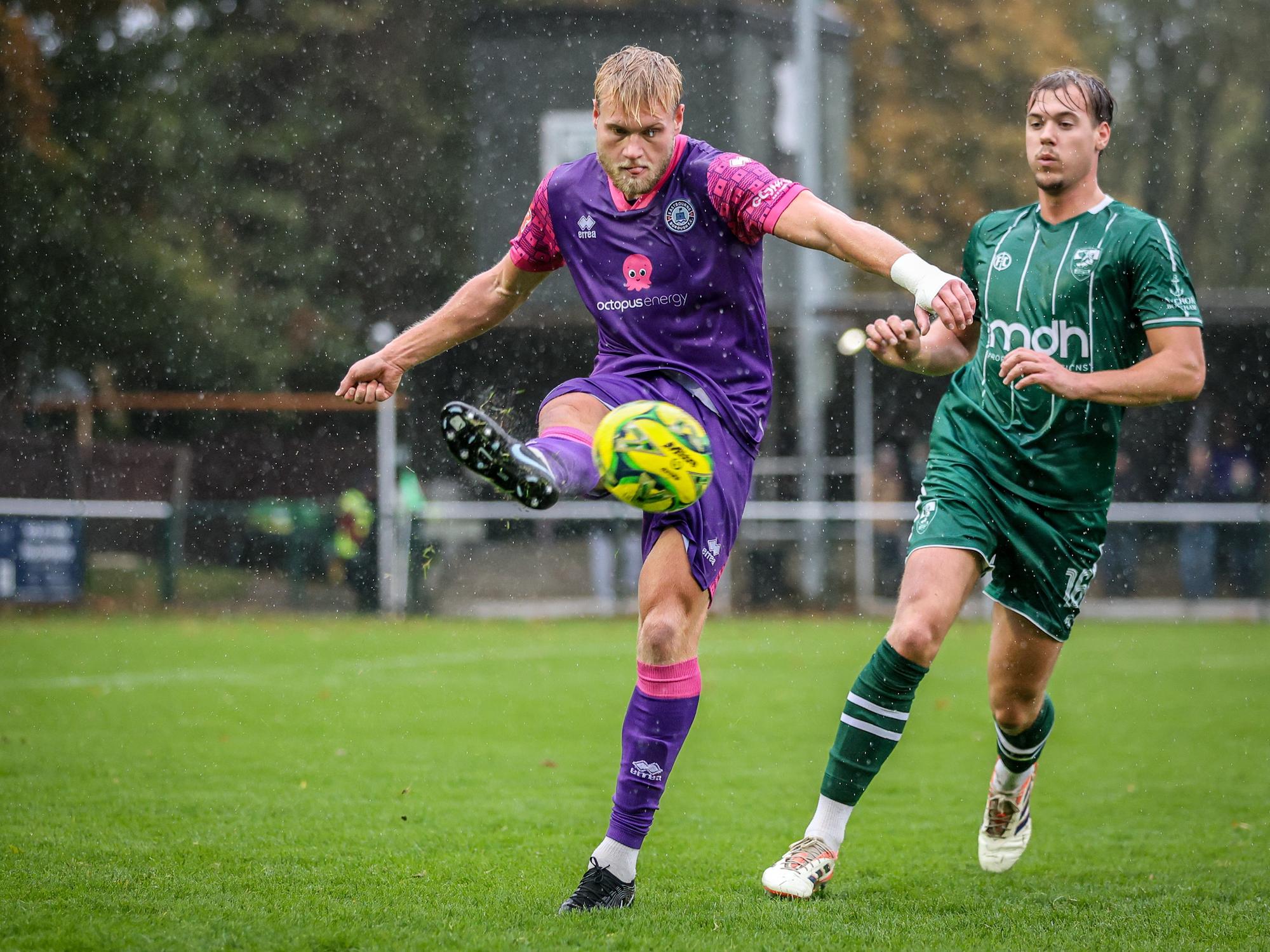 Leatherhead v Eastbourne Borough, FA Trophy first round