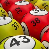 Do you have better jackpot odds in the UK or the USA?