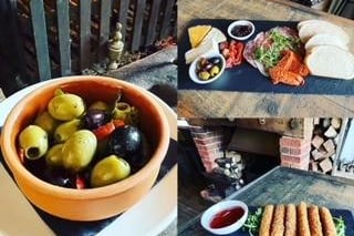 Food at the Horse and Cart