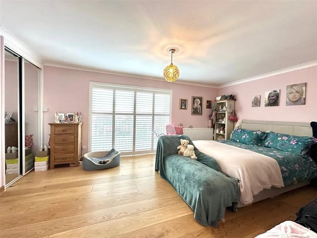 Lincoln Close, Meads, Eastbourne,